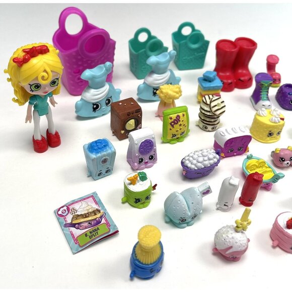 Lot 38 SHOPKINS Miniature Figurines Seasons 3-12 + McDonald's & Bags Recipe Card - Picture 2 of 3